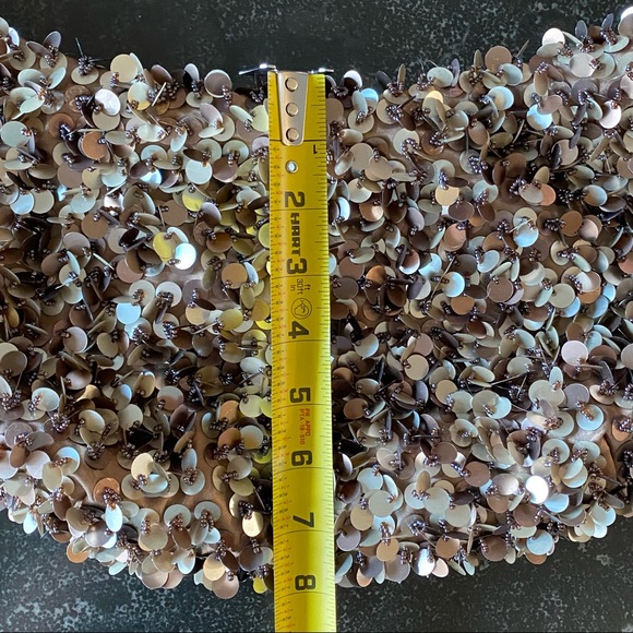 🌺HOST PICK🌺 Sequined/Beaded Handbag - Picture 9 of 13